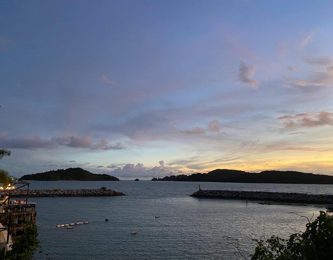 Tubotel Pantai Cenang  Kültér fotó